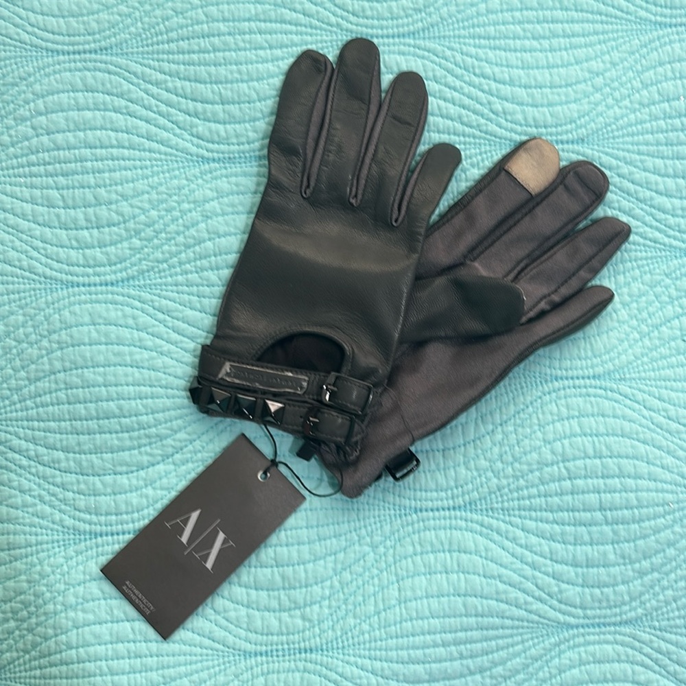 Armani Exchange touchscreen leather/polyester gloves with buckles and studs - Picture 1 of 11